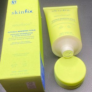 Glycolic and Lactic Acid Renewing Body Scrub